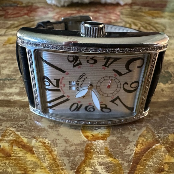 Ritmo Mundo Gran Data Watch With Diamonds